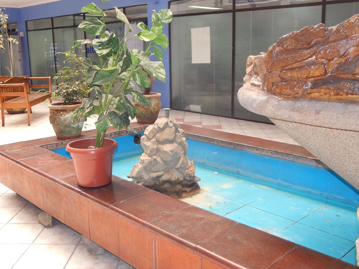 Hotel Bamboo Икике Екстериор снимка